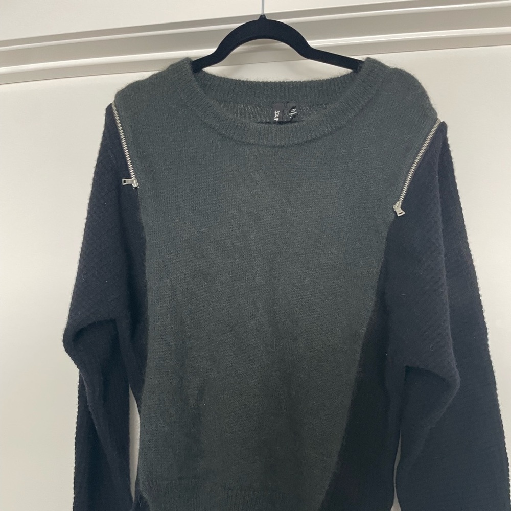 Sweater Black and Gray soft and cozy